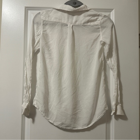Frank & Oak long sleeve sheer button up shirt| size
Xs - Picture 3 of 3